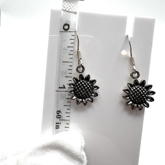 .925 Sterling Silver Sunflower Earrings - Picture 4 of 14